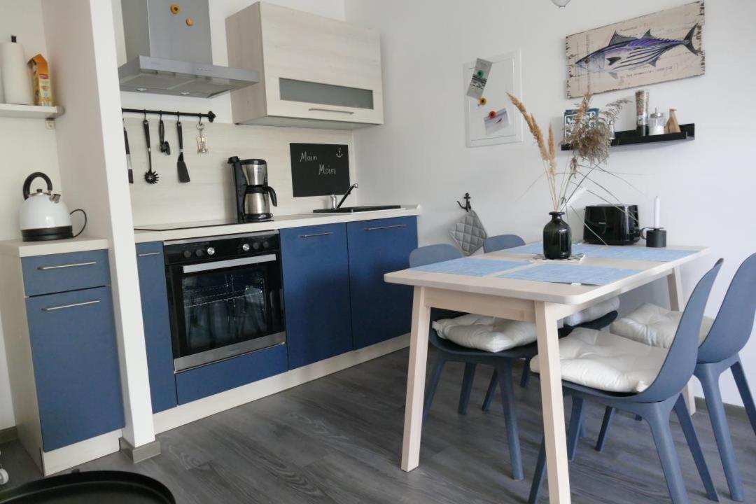 Kleines Strandhus 沙博伊茨 外观 照片
