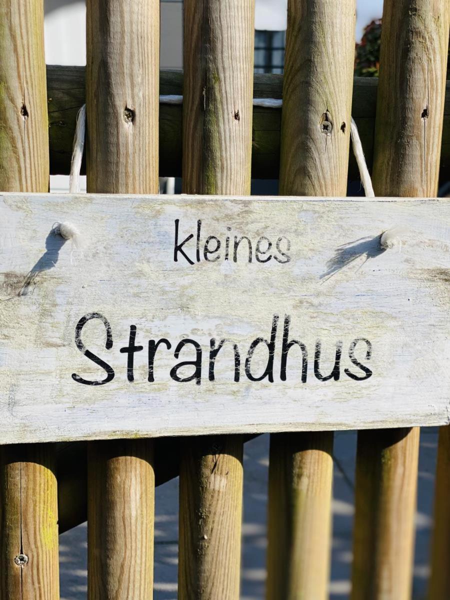Kleines Strandhus 沙博伊茨 外观 照片